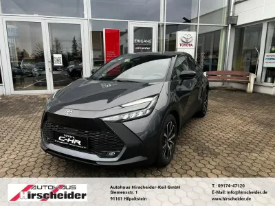 Neu Toyota C-HR 140 PS (102 kW) 2026 Grau SUV
