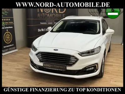 Gebraucht Ford Mondeo Titanium 150 PS (110 kW) 2020 Weiß Kombi
