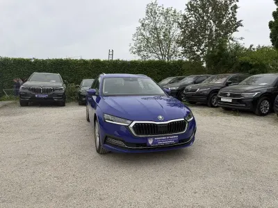 Gebraucht Skoda Octavia Style 150 PS (110 kW) 2021 Modra energy/energy blue Kombi