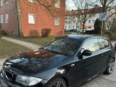 Gebraucht BMW 123 204 PS (150 kW) 2010 Schwarz Kleinwagen