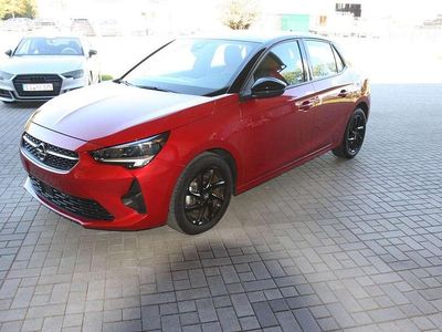 Rot/schwarz Gebraucht 2023 Opel Corsa Limousine | 14.200 € (Guter Preis)