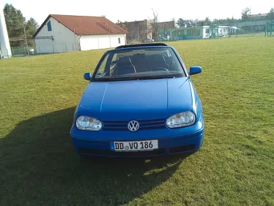 Gebraucht VW Golf 116 PS (85 kW) 2000 Blau Cabrio