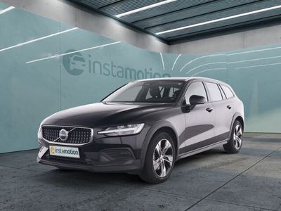 Gebraucht Volvo V60 CC Plus 197 PS (144 kW) 2023 Schwarz Kombi
