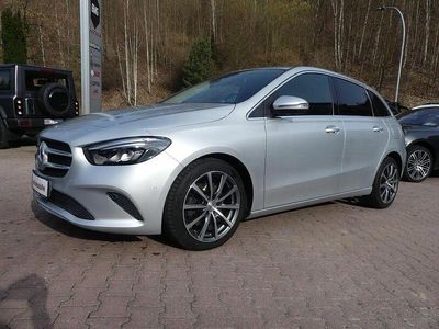 Gebraucht Mercedes B220 190 PS (139 kW) 2019 Silber Van / Kleinbus
