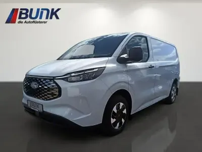 Gebraucht Ford E-Transit Trend 160 kW (218 PS) 2025 Frozen white Van