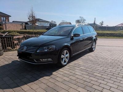 Gebraucht VW Passat Highline 177 PS (130 kW) 2013 Schwarz Kombi