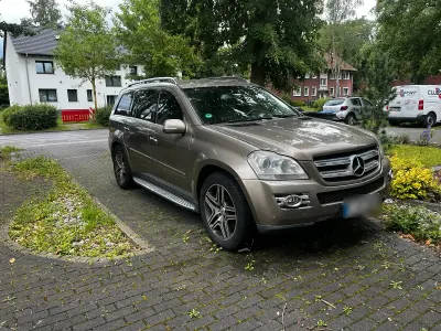 Gebraucht Mercedes GL500 387 PS (284 kW) 2008 Gold SUV
