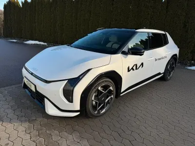 Gebraucht Kia EV4 GT-Line 150 kW (204 PS) 2025 Deluxeweiß metallic Limousine