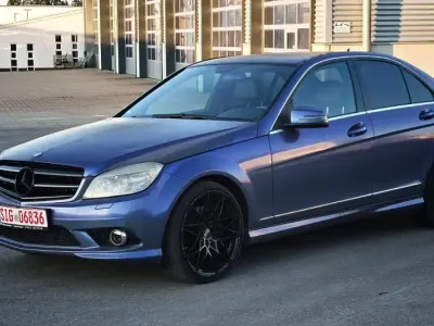 Gebraucht Mercedes C350 224 PS (164 kW) 2009 Violet Limousine