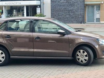 Begagnad VW Polo 60 HK (44 kW) 2013 Brun Halvkombi