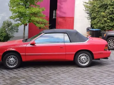 Gebraucht Chrysler Le Baron 136 PS (100 kW) 1995 Rot Cabrio