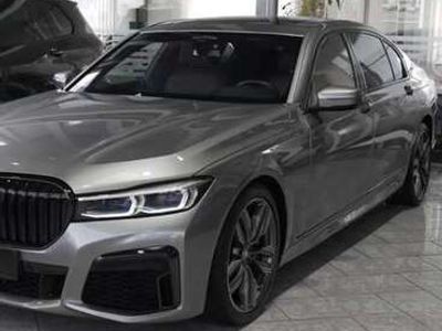 BMW M760