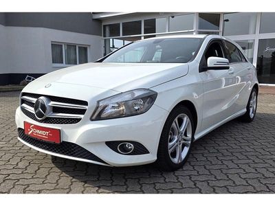 Gebraucht Mercedes A180 122 PS (89 kW) 2013 Weiss Limousine