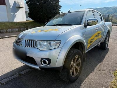 Usata Mitsubishi L200 Intense 178 CV (130 kW) 2013 Grigio Pick-up