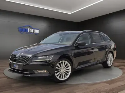 Gebraucht Skoda Superb Style 190 PS (139 kW) 2017 Schwarz Kombi