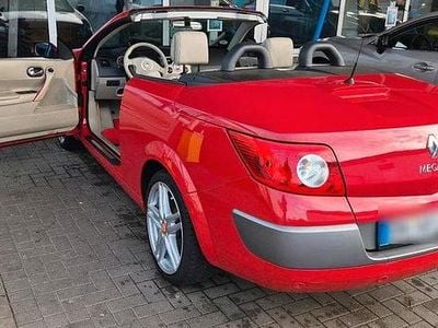 Gebraucht Renault Mégane Cabriolet Privilege 135 PS (99 kW) 2006 Rot Cabrio