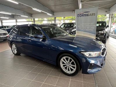 Phytonicblau Gebraucht 2022 BMW 318 Shadowline Kombi | 25.999 € (Fairer Preis)