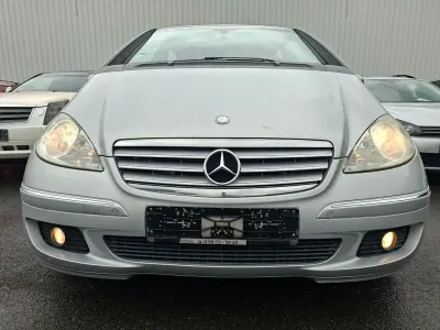 Gebraucht Mercedes A180 109 PS (80 kW) 2006 Silber Limousine