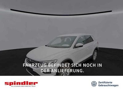 Second-hand VW T-Roc Sportline 150 CP (110 kW) 2022 Alb SUV