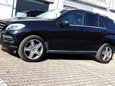 Gebraucht Mercedes ML350 258 PS (189 kW) 2015 Schwarz SUV