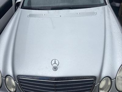 Mercedes E220