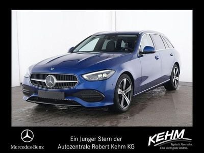 Blau Gebraucht 2024 Mercedes C200 Avantgarde Limousine | 36.989 € (Fairer Preis)