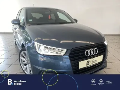 Gebraucht Audi A1 S-Line 95 PS (69 kW) 2018 Blau Limousine