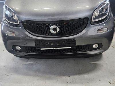 Gebraucht Smart ForFour Passion 71 PS (52 kW) 2019 Grau Kleinwagen