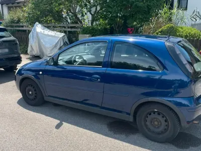 Gebraucht Opel Corsa 58 PS (42 kW) 2005 Blau Kleinwagen