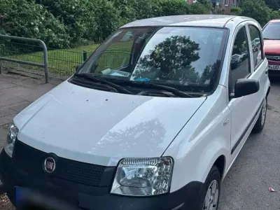 Gebraucht Fiat Panda 73 PS (53 kW) 2009 Weiß Kleinwagen