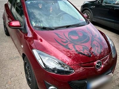 Gebraucht Mazda 2 62 PS (45 kW) 2011 Rot Kleinwagen