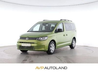 Neu VW Caddy Maxi 116 PS (85 kW) 2025 Golden green Van / Kleinbus