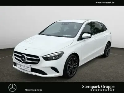 Gebraucht Mercedes B200 Progressive 163 PS (119 kW) 2019 Weiß Kleinwagen