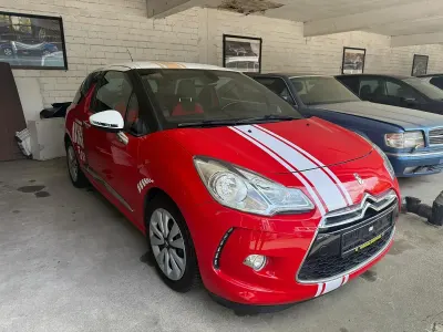Gebraucht Citroën DS3 Sport Chic 156 PS (114 kW) 2011 Rot Kleinwagen