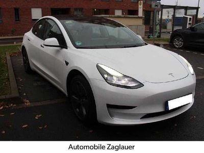 Gebraucht Tesla Model 3 RWD 239 kW (325 PS) 2022 Weiß Limousine