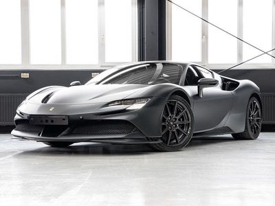 Gebraucht Ferrari SF90 999 PS (734 kW) 2021 Grau