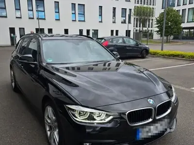 Gebraucht BMW 318 Sport Line 150 PS (110 kW) 2018 Schwarz Kombi