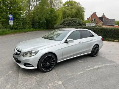 Gebraucht Mercedes E200 136 PS (100 kW) 2013 Silber Limousine