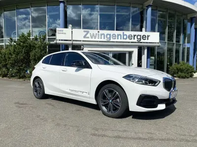 Gebraucht BMW 118 Sport Line 136 PS (100 kW) 2022 Weiss Kleinwagen