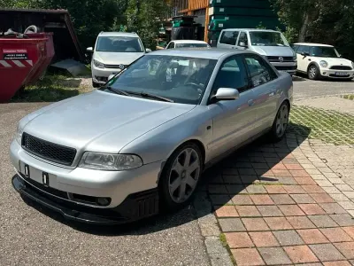 Gebraucht Audi A4 150 PS (110 kW) 2000 Silber Limousine