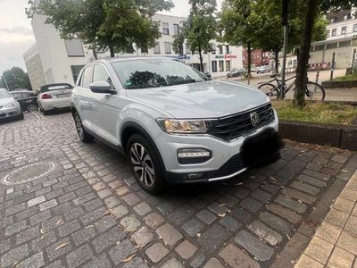 Gebraucht VW T-Roc Active 150 PS (110 kW) 2021 Weiß SUV