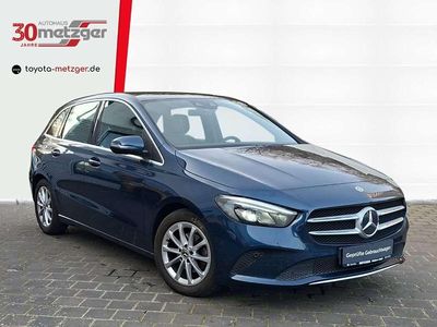 Gebraucht Mercedes B180 136 PS (100 kW) 2019 Blau Van / Kleinbus