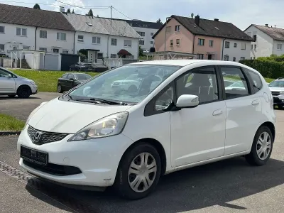 Gebraucht Honda Jazz Comfort 99 PS (72 kW) 2010 Weiß Kleinwagen