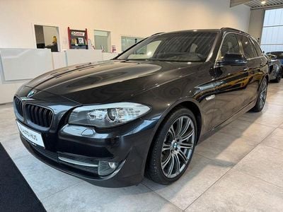 Grau Gebraucht 2013 BMW 525 Comfort Edition Kombi | 9.990 € (Fairer Preis)