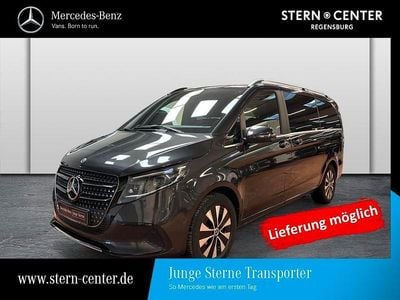 Gebraucht Mercedes V300 237 PS (174 kW) 2025 Grau Van / Kleinbus