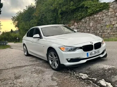 Occasion BMW 320 Luxury Line 184 ch (135 kW) 2013 Blanc Berline