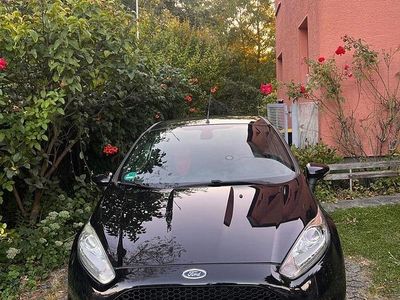 Gebraucht Ford Fiesta 182 PS (133 kW) 2015 Schwarz Coupé
