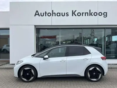 Gebraucht VW ID.3 Pro 150 kW (204 PS) 2025 Gletscherweiß metallic (metallic) Kleinwagen