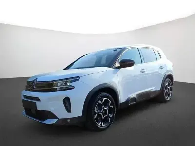 Gebraucht Citroën C5 Aircross Feel 131 PS (96 kW) 2024 Lack weiss banquise/typ aussenverkleidung spiegel flach standard SUV