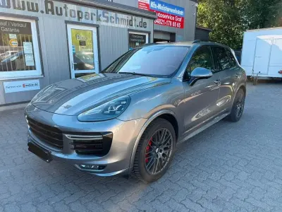 Gebraucht Porsche Cayenne GTS Chrono 441 PS (324 kW) 2018 Grau SUV